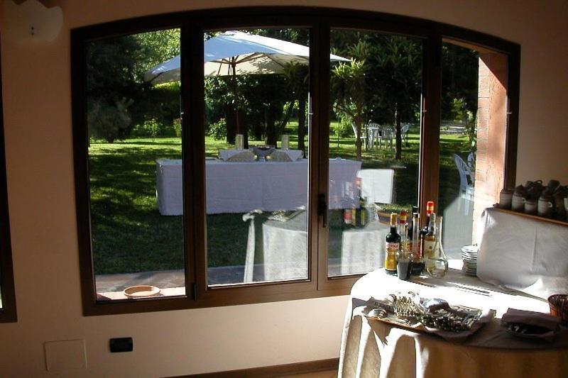 Hotel San Francesco บูดริโอ ภายนอก รูปภาพ